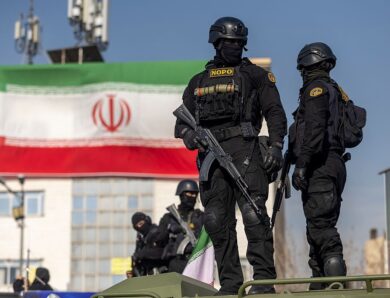 Іранські силовики ціляться протестувальникам в очі – ЗМІ