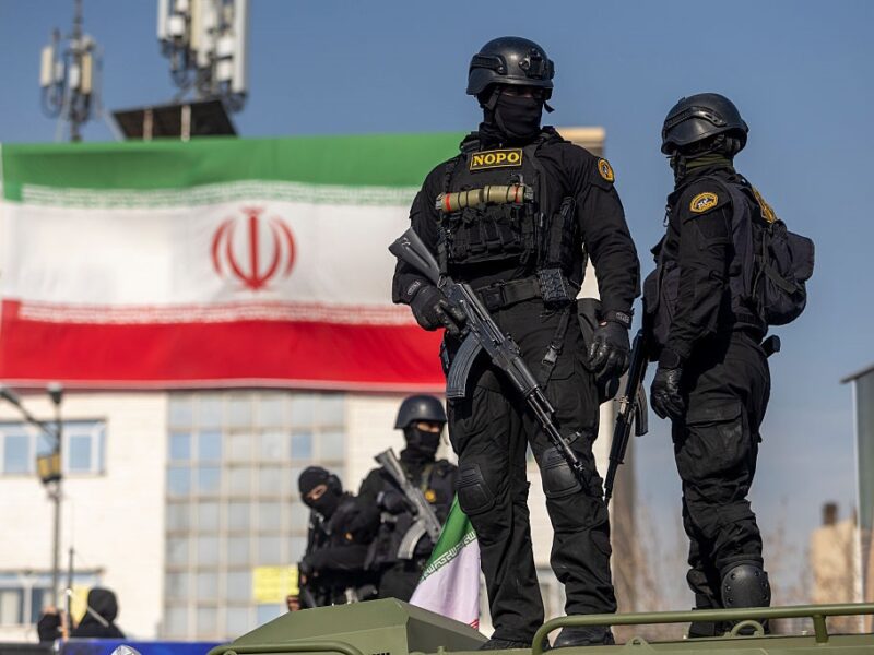 Іранські силовики ціляться протестувальникам в очі – ЗМІ