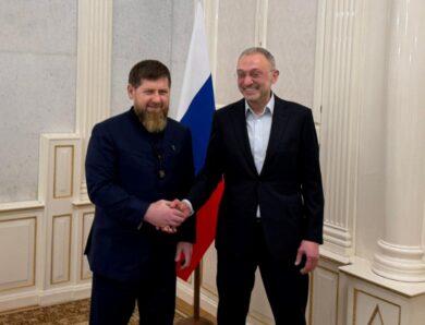 Кадиров назвав “братом” Керімова, якому оголосив кровну помсту