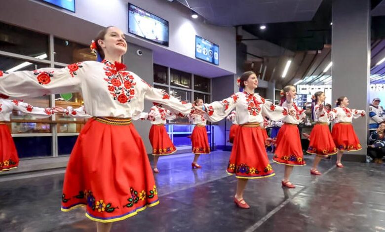 Хокеїсти в Канаді присвятили гру українцям