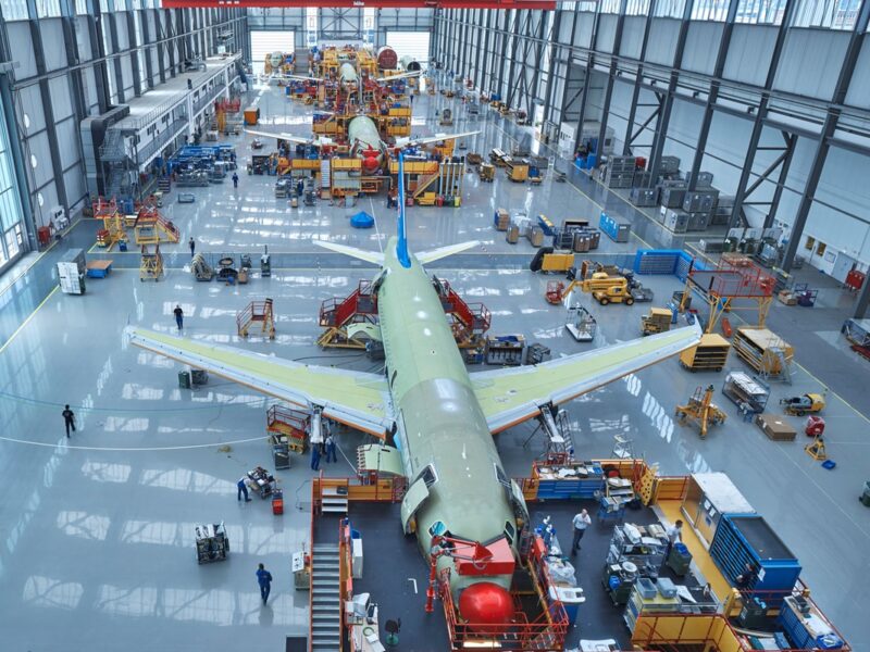 Китайські роботи Walker S2 з&rsquo;являться на виробництві Airbus