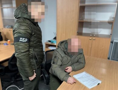 Командир військової частини організував мільйонну схему на дронах