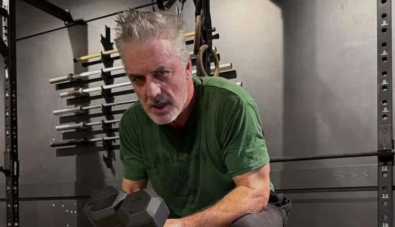 Кріс Нот іронічно відреагував на почесний Золотий глобус Джессіки Паркер