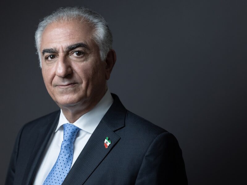 Кронпринц Ірану закликав військових переходити на бік протестувальників