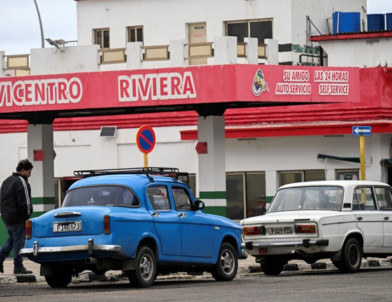 Куба на межі колапсу: нафти лишилося на 15-20 днів