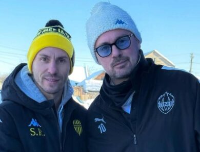 Кулачне протистояння ексдинамівців на стадіоні