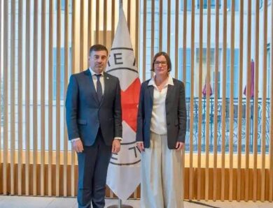 Лубінець запросив керівництво Червоного Хреста в Україну