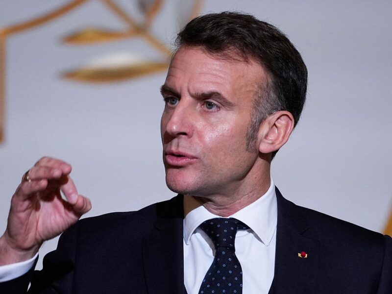 Макрон представив план розгортання французьких військ в Україні