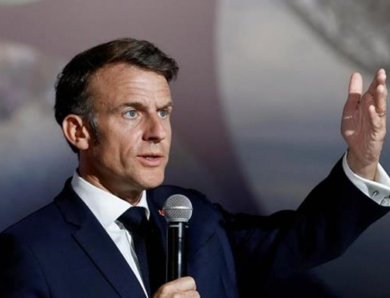 Макрон скликає Коаліцію охочих у Єлисейський палац