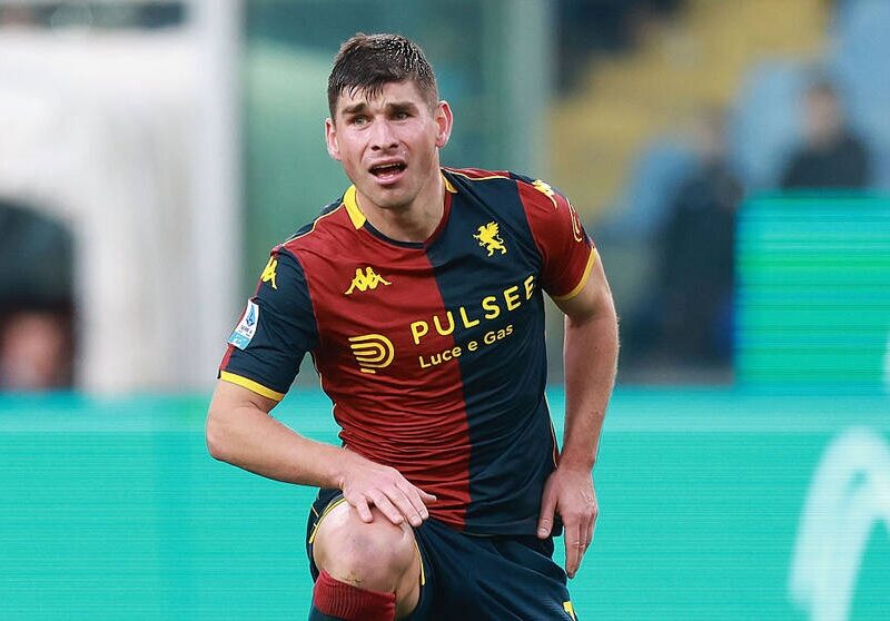 Маліновський забиває за Дженоа разючим ударом