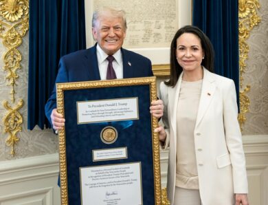 Медаль для Трампа. Одержимість Нобелівкою