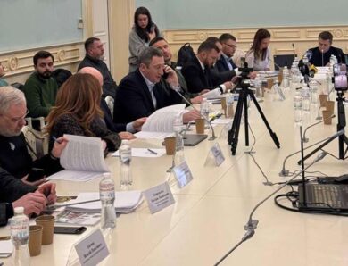 Місцезнаходження невідоме, підозри немає Директор НАБУ розповів про статус Єрмака та Умєрова у резонансних справах