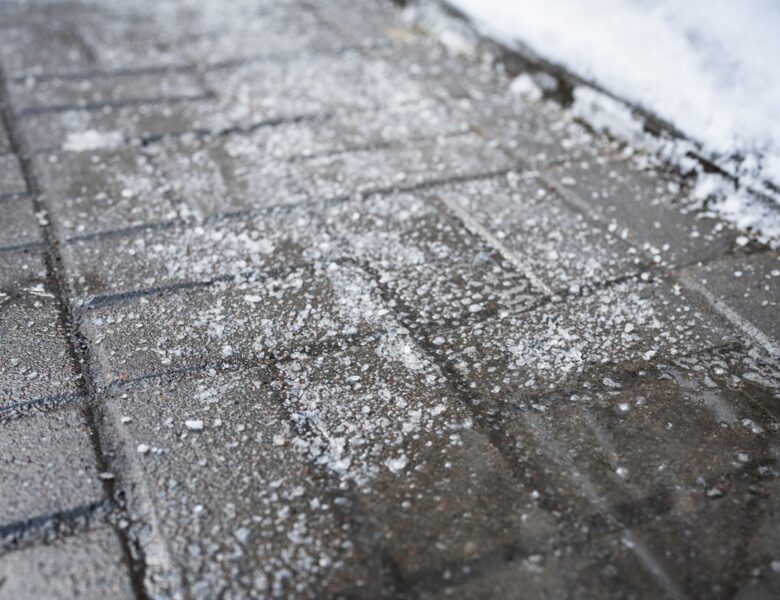 Морози та ожеледь: погода на вихідних