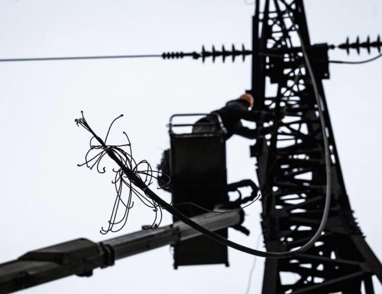 На Дніпропетровщині без світла 800 тис. споживачів