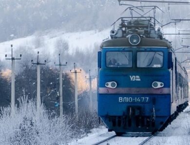 На Дніпропетровщині скасували низку поїздів: УЗ назвала причину
