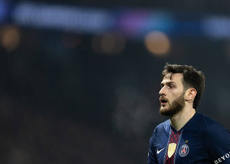 Нападник ПСЖ Кварацхелія травмувався і вибув на три тижні