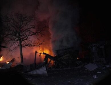 Наслідки обстрілу Києва: є загиблий, пожежі, руйнування