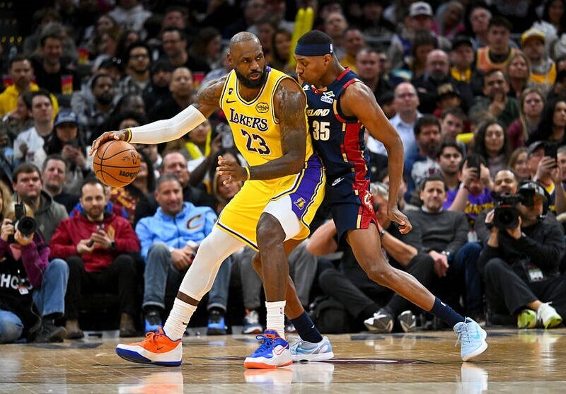 НБА: переконлива перемога Клівленда над Лейкерс