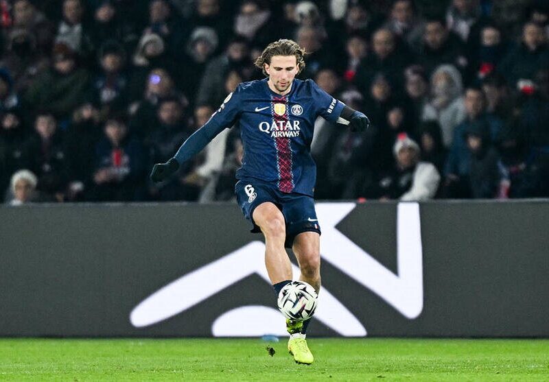 Невдалий вечір Забарного: низькі оцінки за паризьке дербі