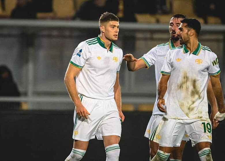 Перемога Роми над Лечче затьмарена травмою Довбика