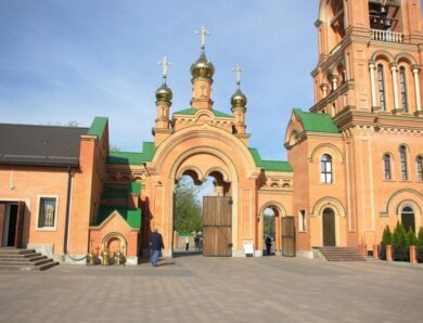 Підпільна російська школа в Києві: деталі скандалу