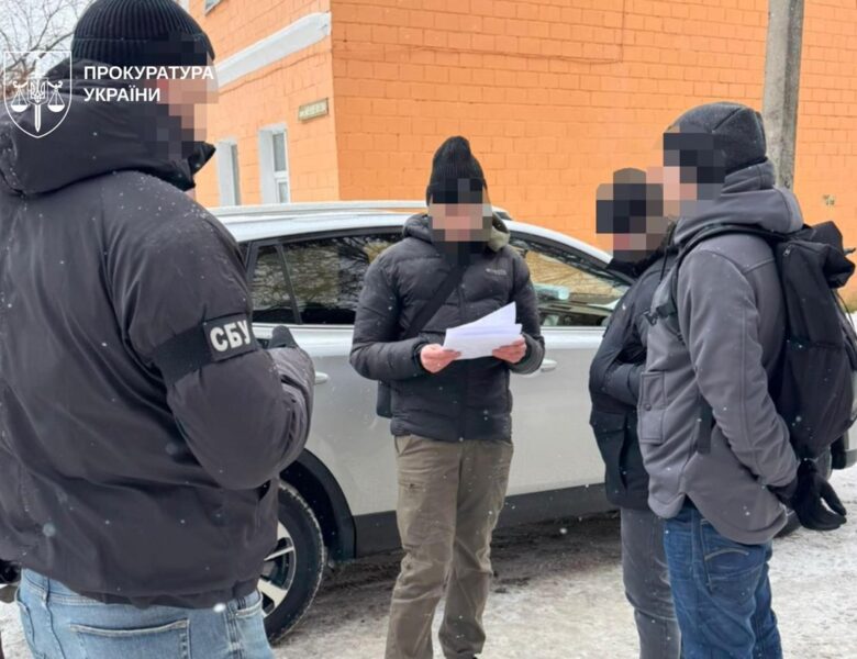 Податківців Чернігівщини підозрюють у хабарництві