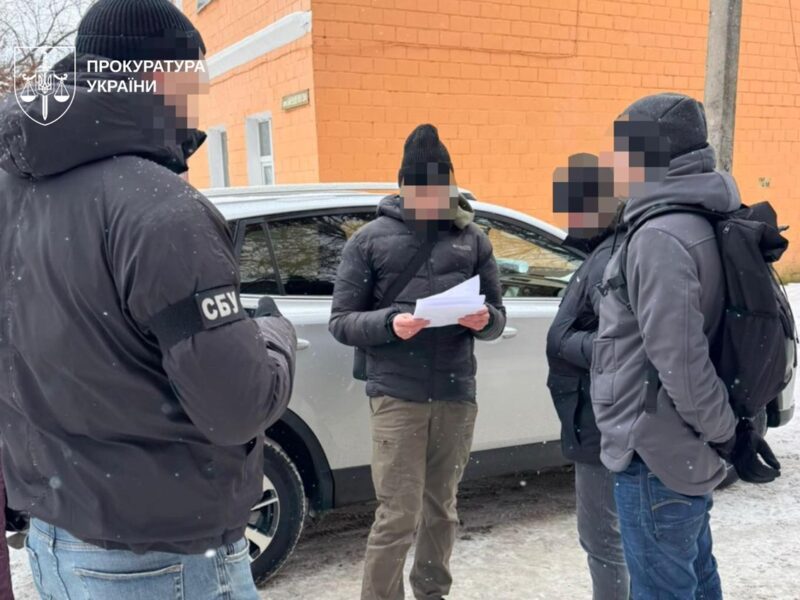 Податківців Чернігівщини підозрюють у хабарництві