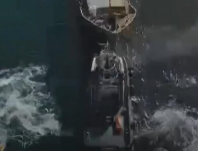 Поліція Іспанії “виловила” в морі рекордну партію кокаїну