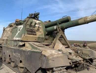 Половина виробників бронетехніки РФ не перебувають під санкціями – ГУР