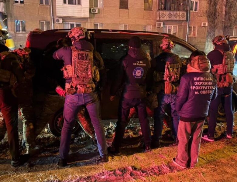 Працівників ТЦК Одеси підозрюють у викраденні чоловіка та вимаганні грошей