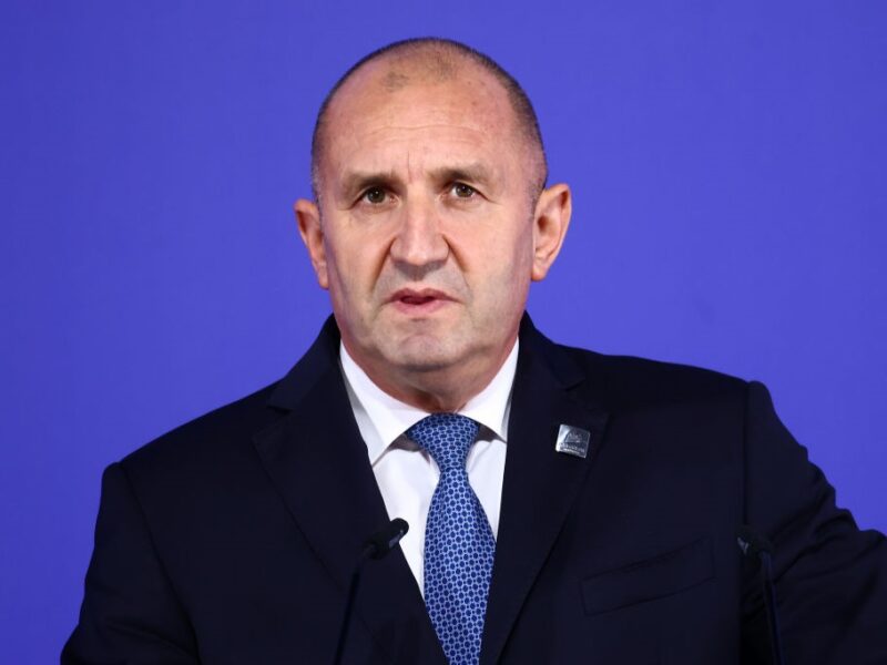 Президент Болгарії оголосив про відставку