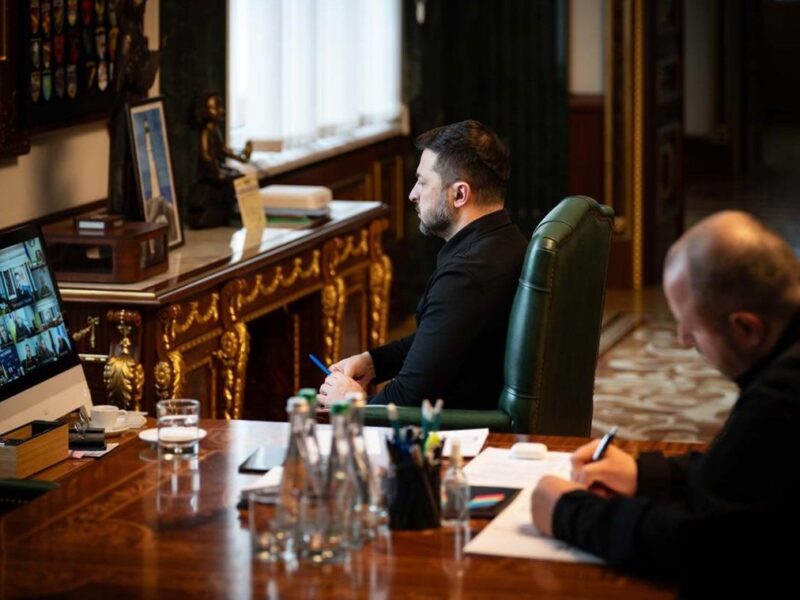 Президент: Для Києва задіяні резерви усієї України