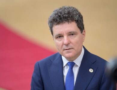 Президент Румунії назвав умову переговорів про об’єднання з Молдовою