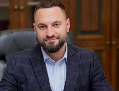 Реформа на принципах доброчесності Данііл Меньшиков з незадекларованими мільйонами хоче очолити митницю