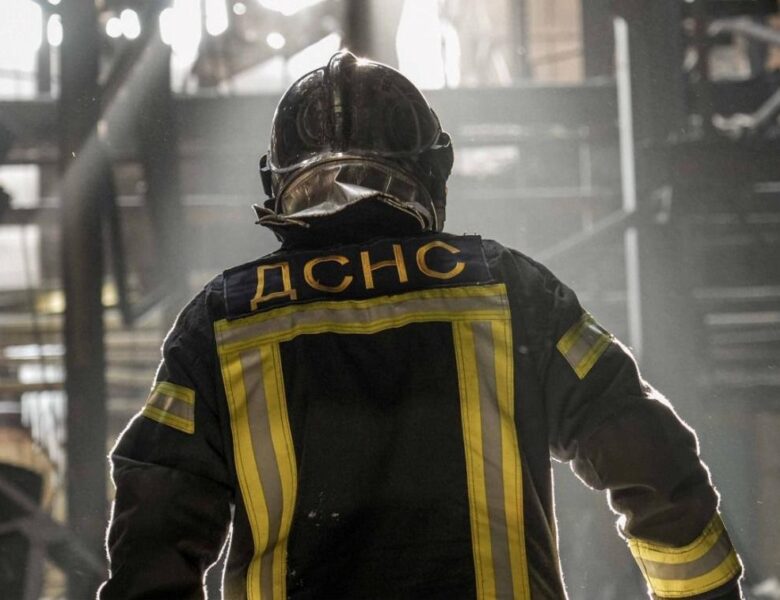 РФ атакувала Київщину: пошкоджені АЗС, є жертва