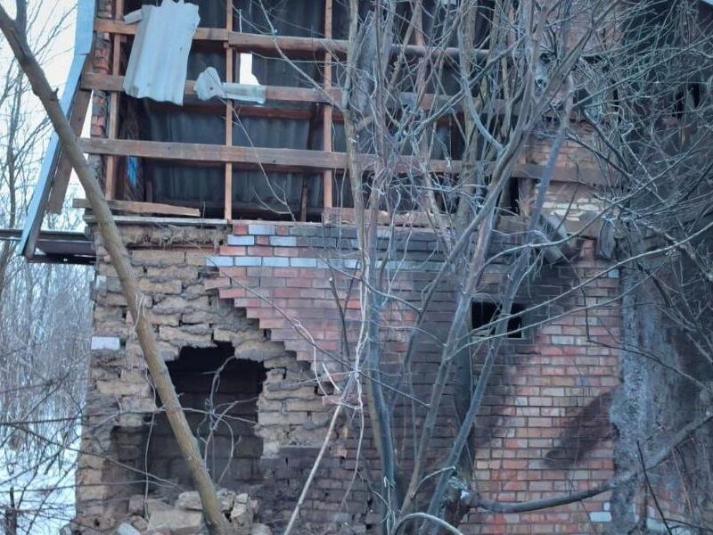 РФ вдарила по Дніпропетровщині, пошкоджено підприємства і будинки