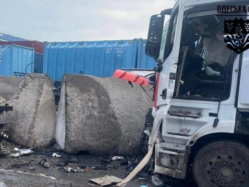 Росія атакувала порти Чорноморськ і Південний