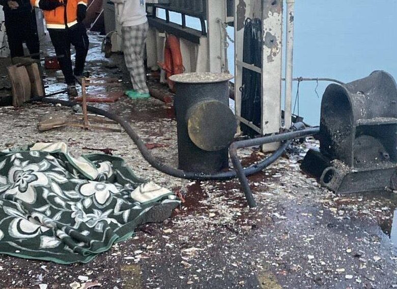 Росія уразила два судна в портах України