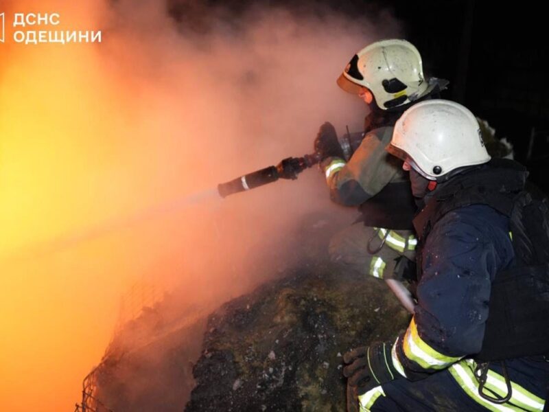 Росіяни атакували об’єкти інфраструктури на Одещині