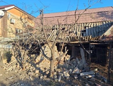 Росіяни вдарили по Дніпропетровщині, є постраждалі