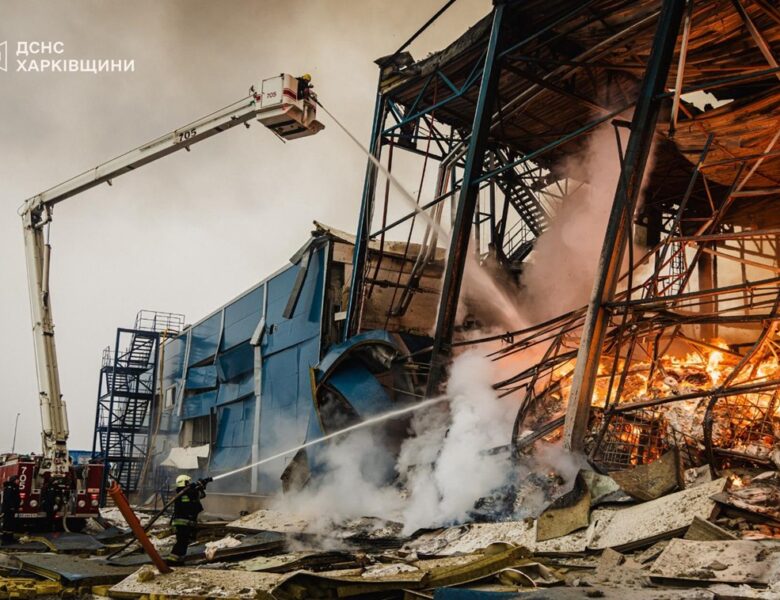 Росіяни вдарили ракетою по передмістю Харкова