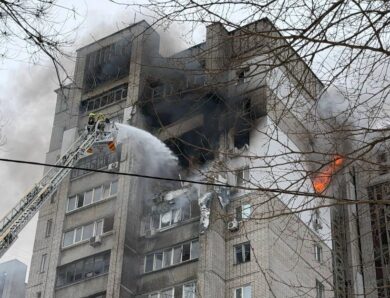 Росіяни влучили дроном в житловий будинок у Дніпрі