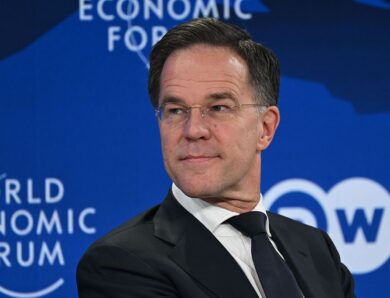 Рютте підтвердив непублічні переговори з Трампом щодо Гренландії