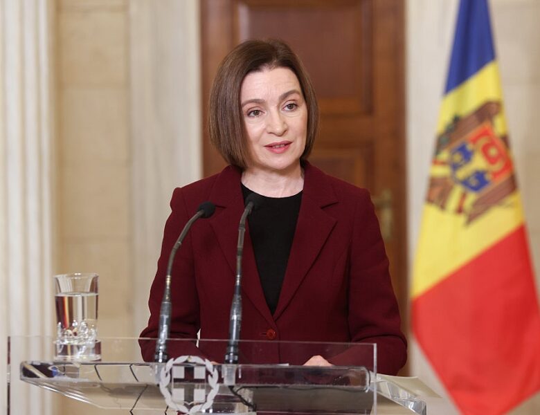Санду заявила про готовність проголосувати за об’єднання Молдови та Румунії
