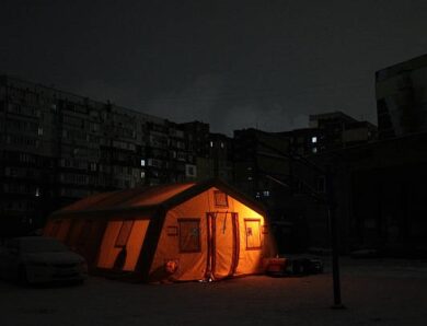 Шмигаль повідомив про екстрені відключення у Києві