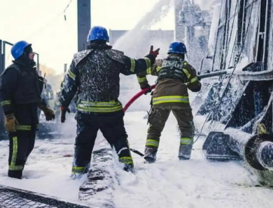 Спільник окупантів – мороз: як пережити удари по енергетиці