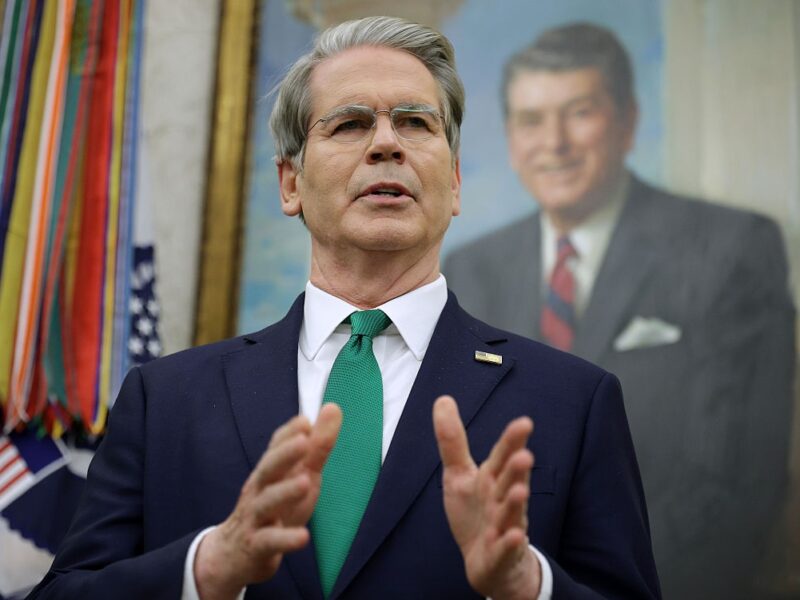 США можуть частково зняти санкції з Венесуели – ЗМІ