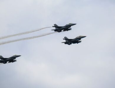 США уклали контракт на обслуговування винищувачів F-16 України