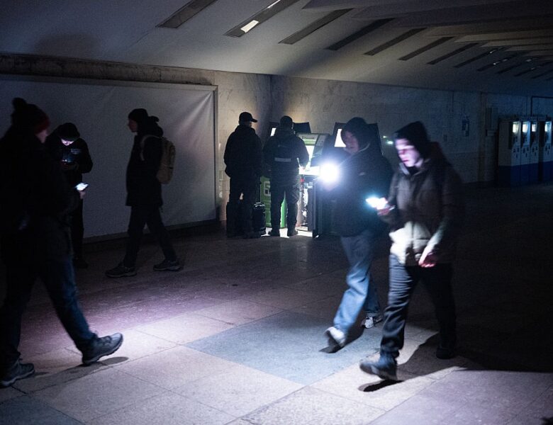 Стало відомо, як відключатимуть світло 1 лютого