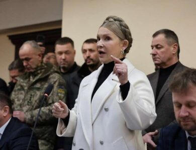 Суд дозволив Тимошенко виїжджати з Київської області та спілкуватися з нардепами